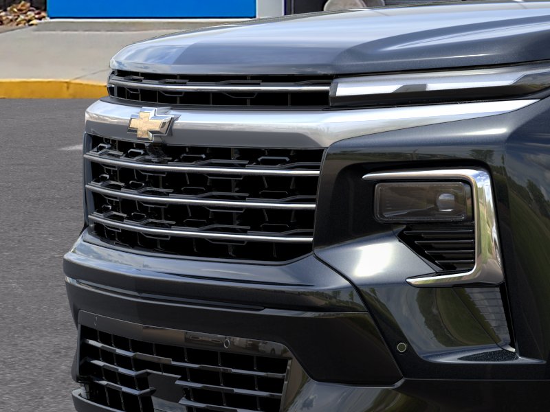 New 2026 Mosaic Black Metallic Chevrolet High Country image 13