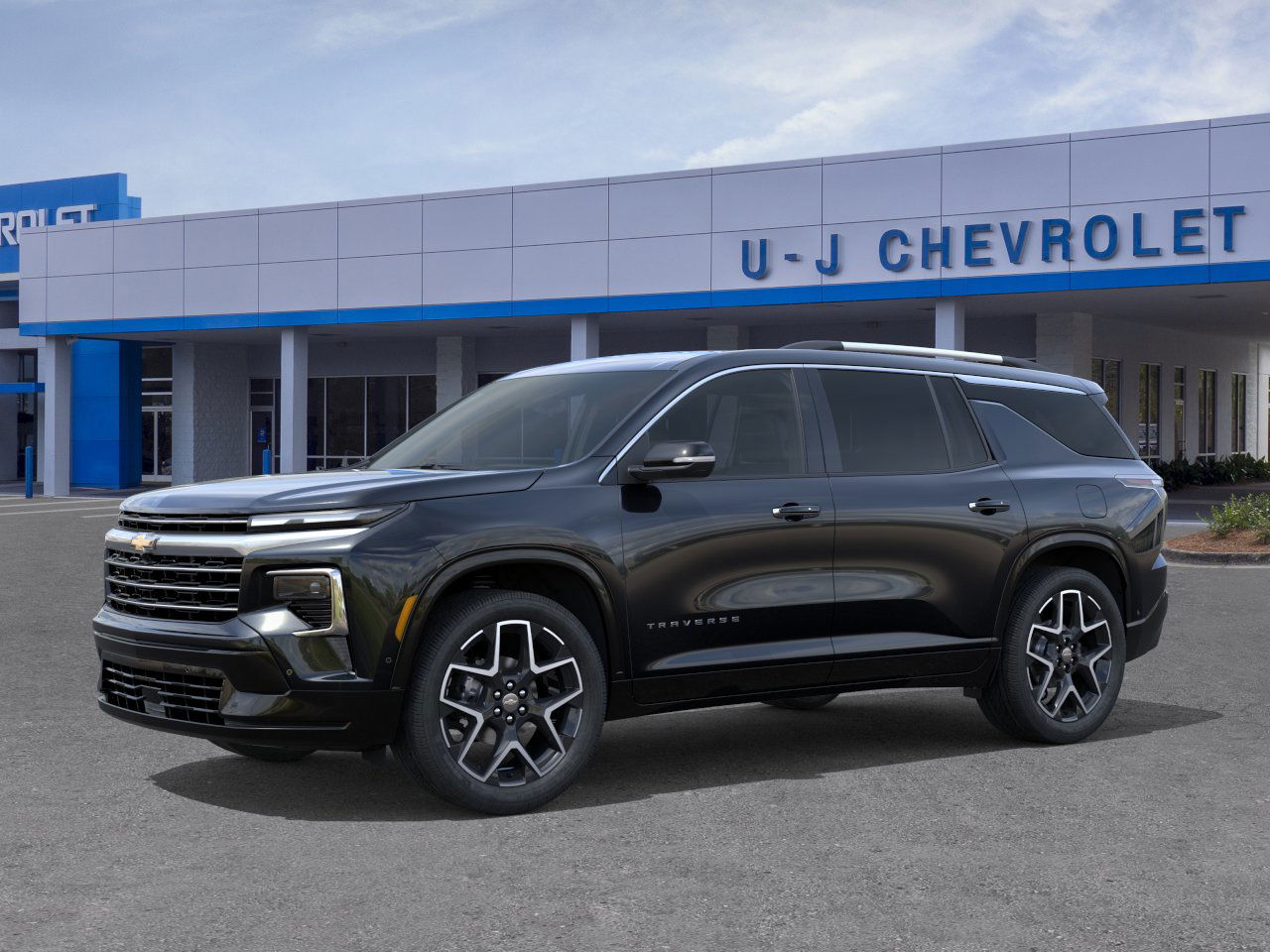 2026 Chevrolet Traverse High Country photo 2