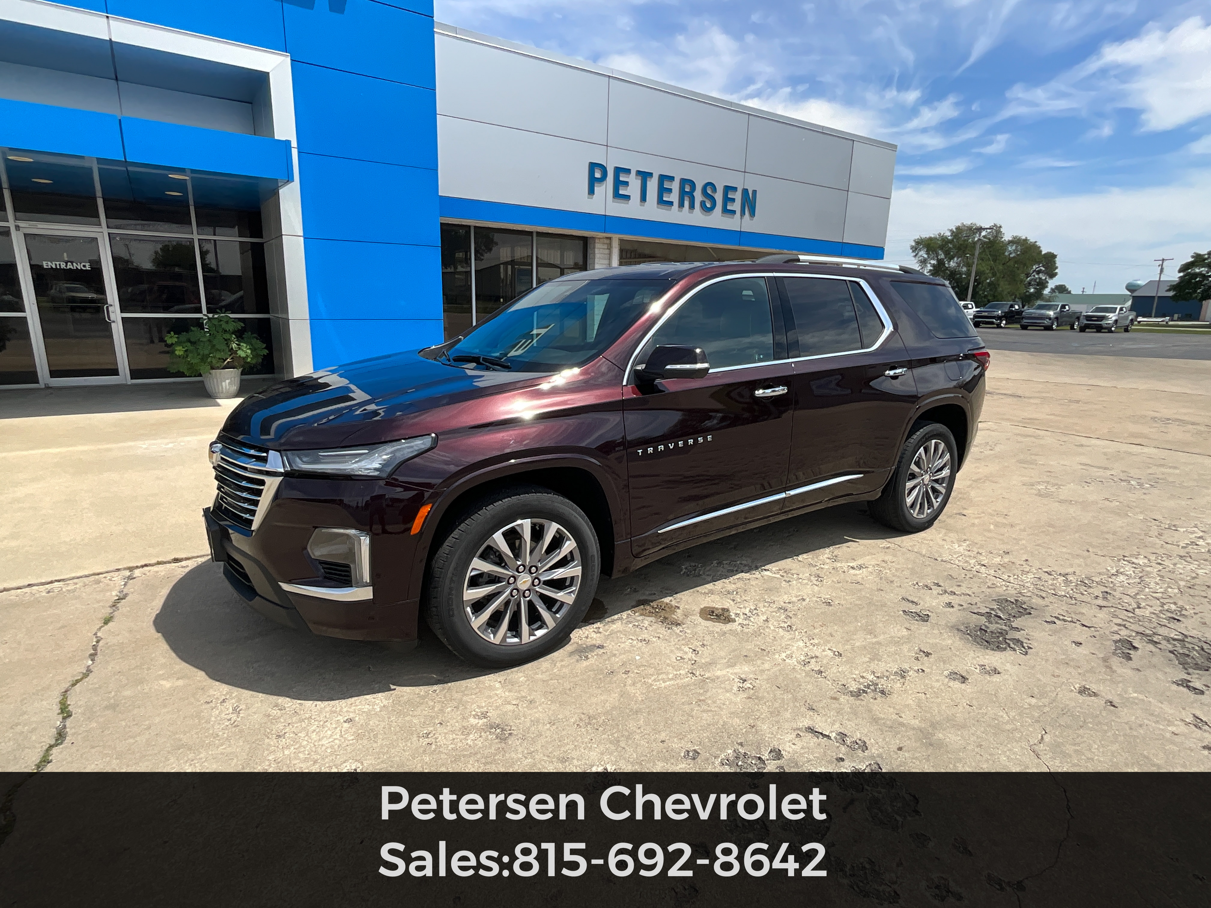 2023 Chevrolet Traverse FWD Premier's photo