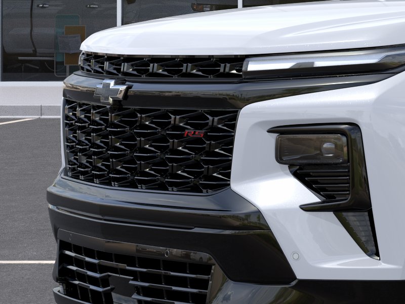 New 2026 Polar White Tricoat Chevrolet RS image 13