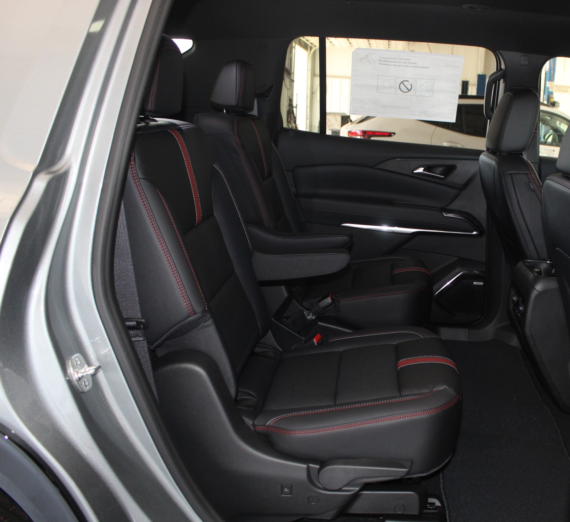 2026 Chevrolet Traverse RS photo 17