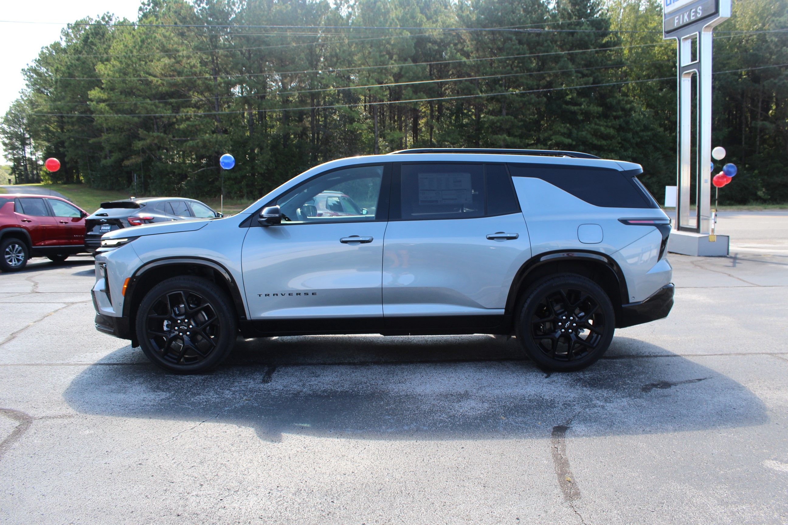 2026 Chevrolet Traverse RS photo 8