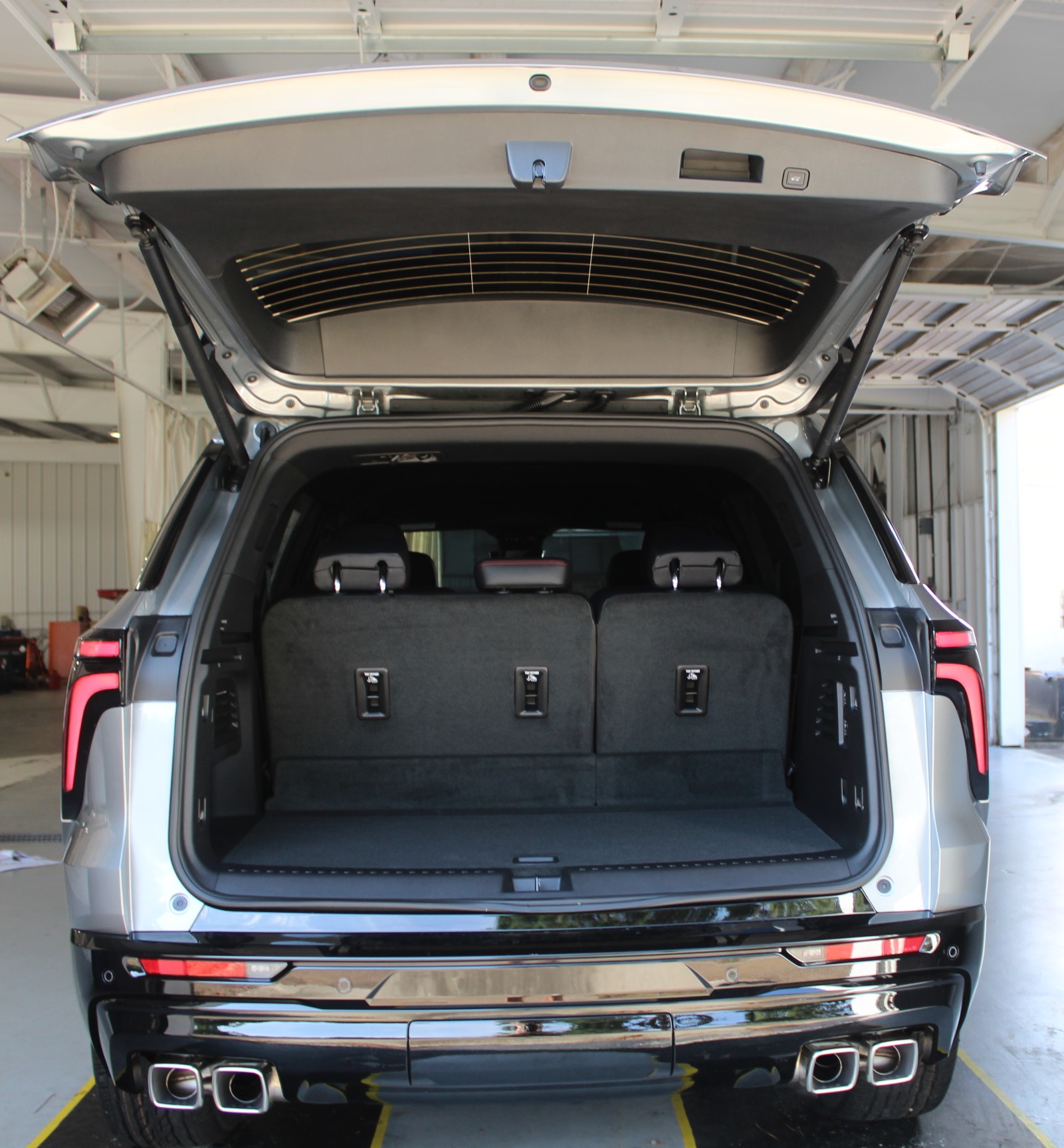 2026 Chevrolet Traverse RS photo 16