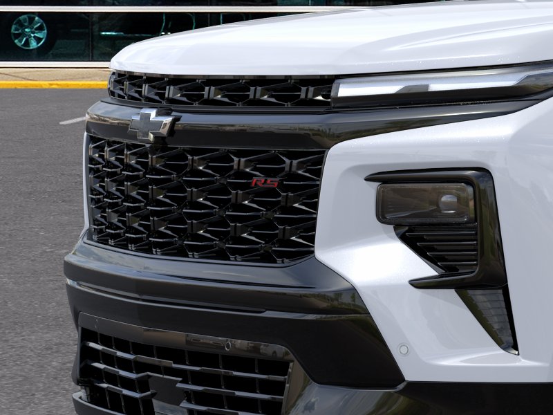 New 2026 Polar White Tricoat Chevrolet RS image 39