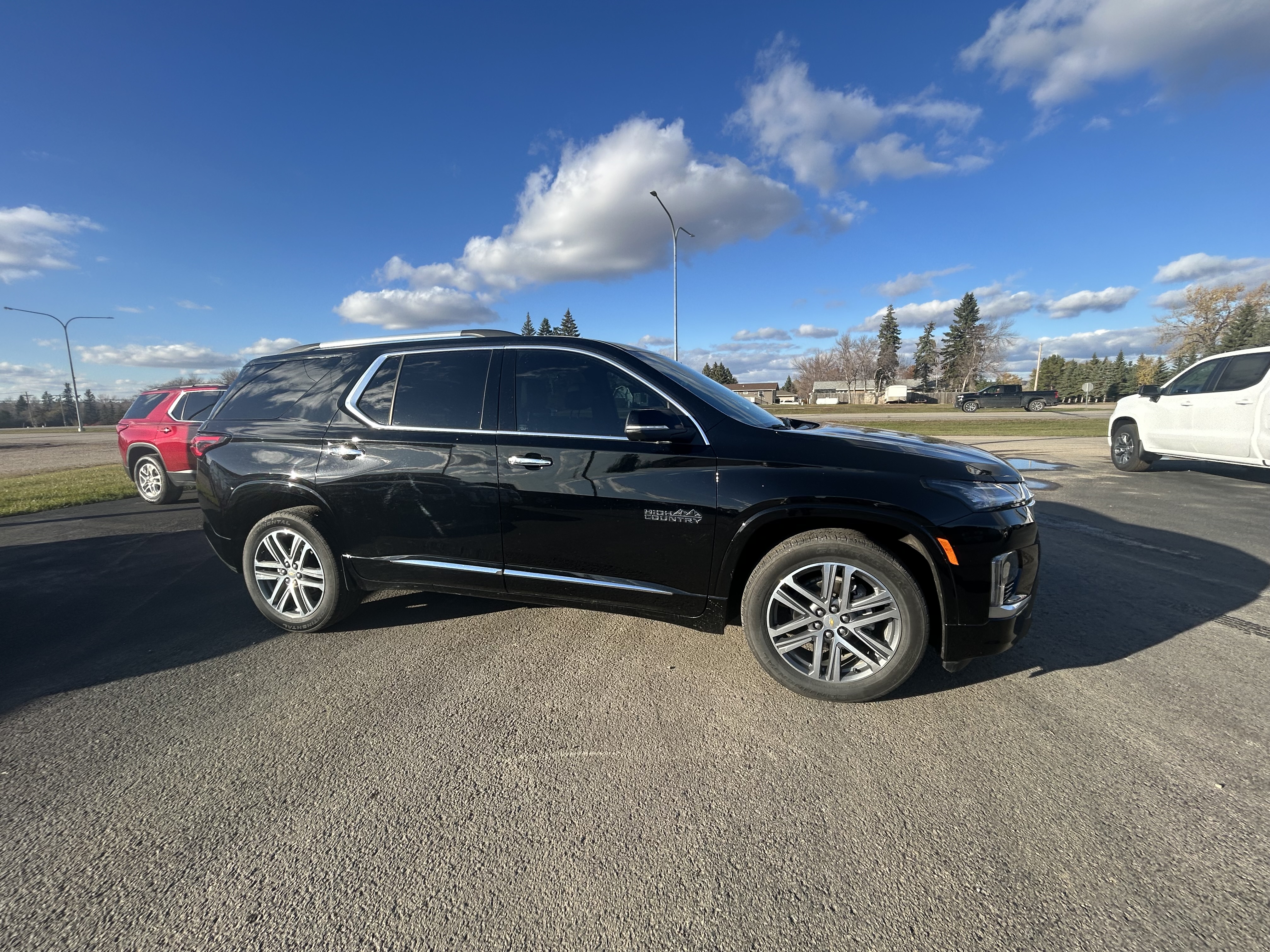 2024 Chevrolet Traverse Limited High Country's photo