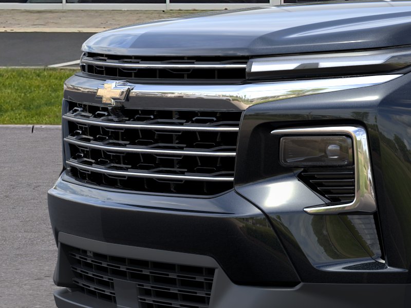New 2027 Mosaic Black Metallic Chevrolet LT image 13