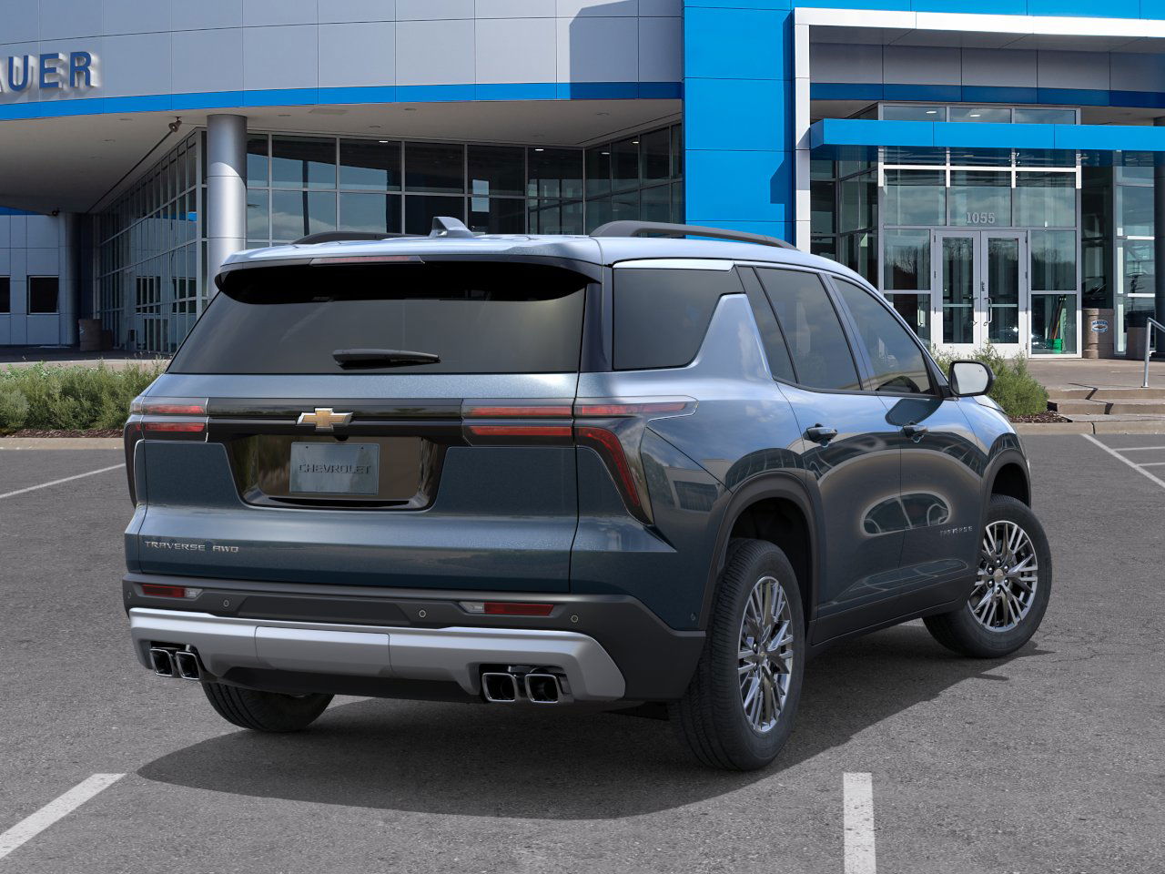 2026 Chevrolet Traverse L photo 2