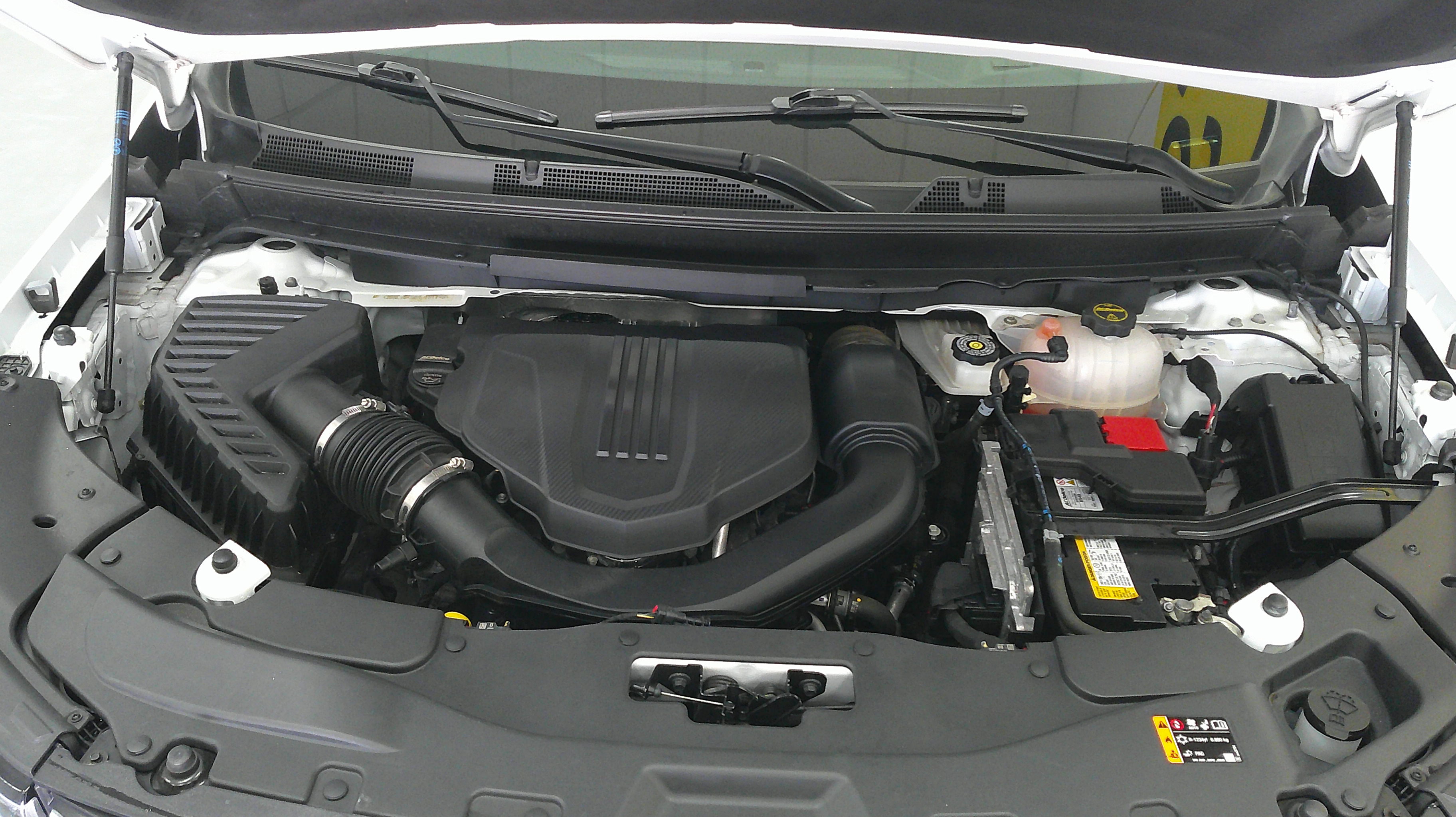 2024 Chevrolet Traverse 2LT - Photo 9