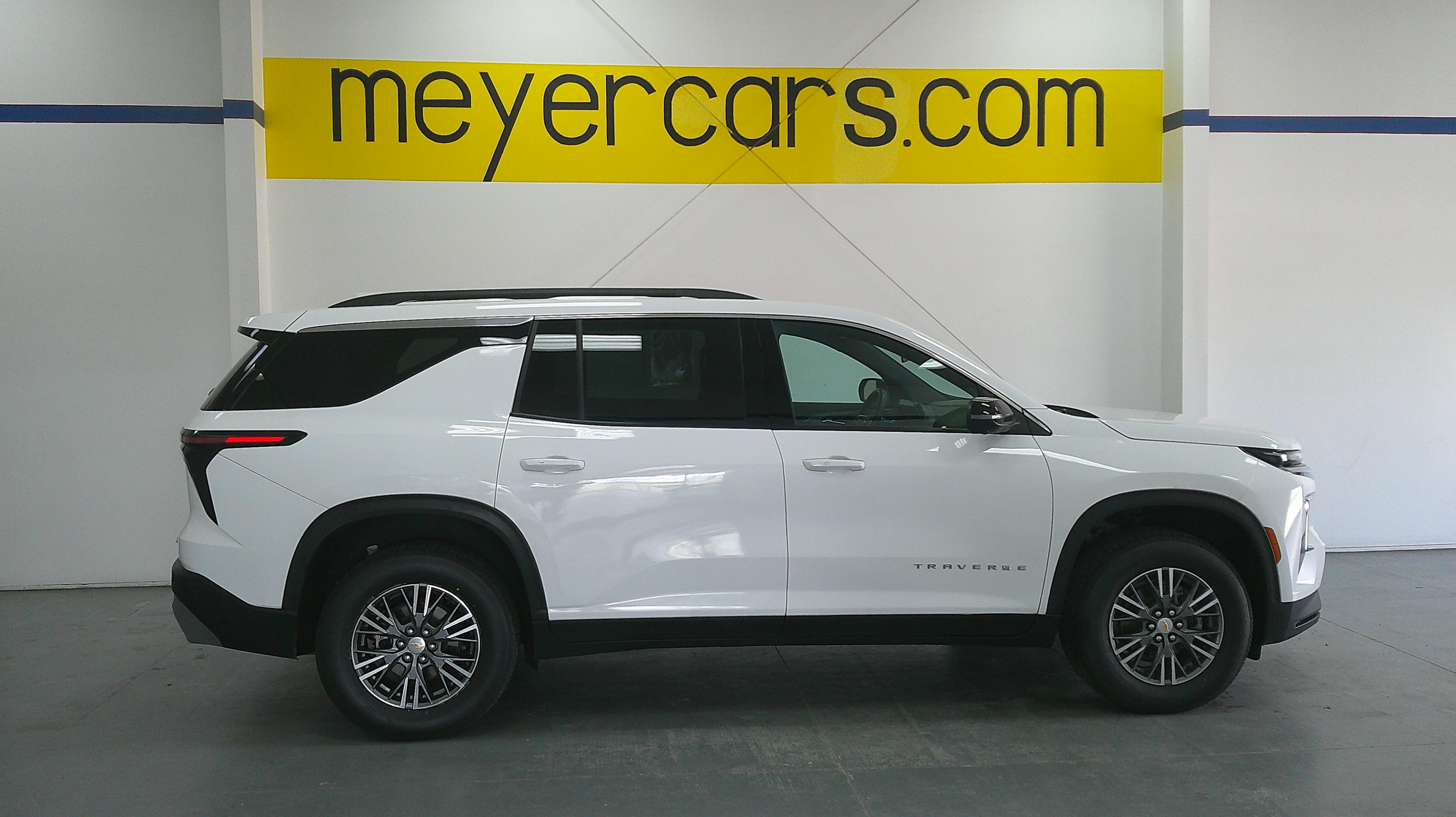 2024 Chevrolet Traverse AWD LT's photo