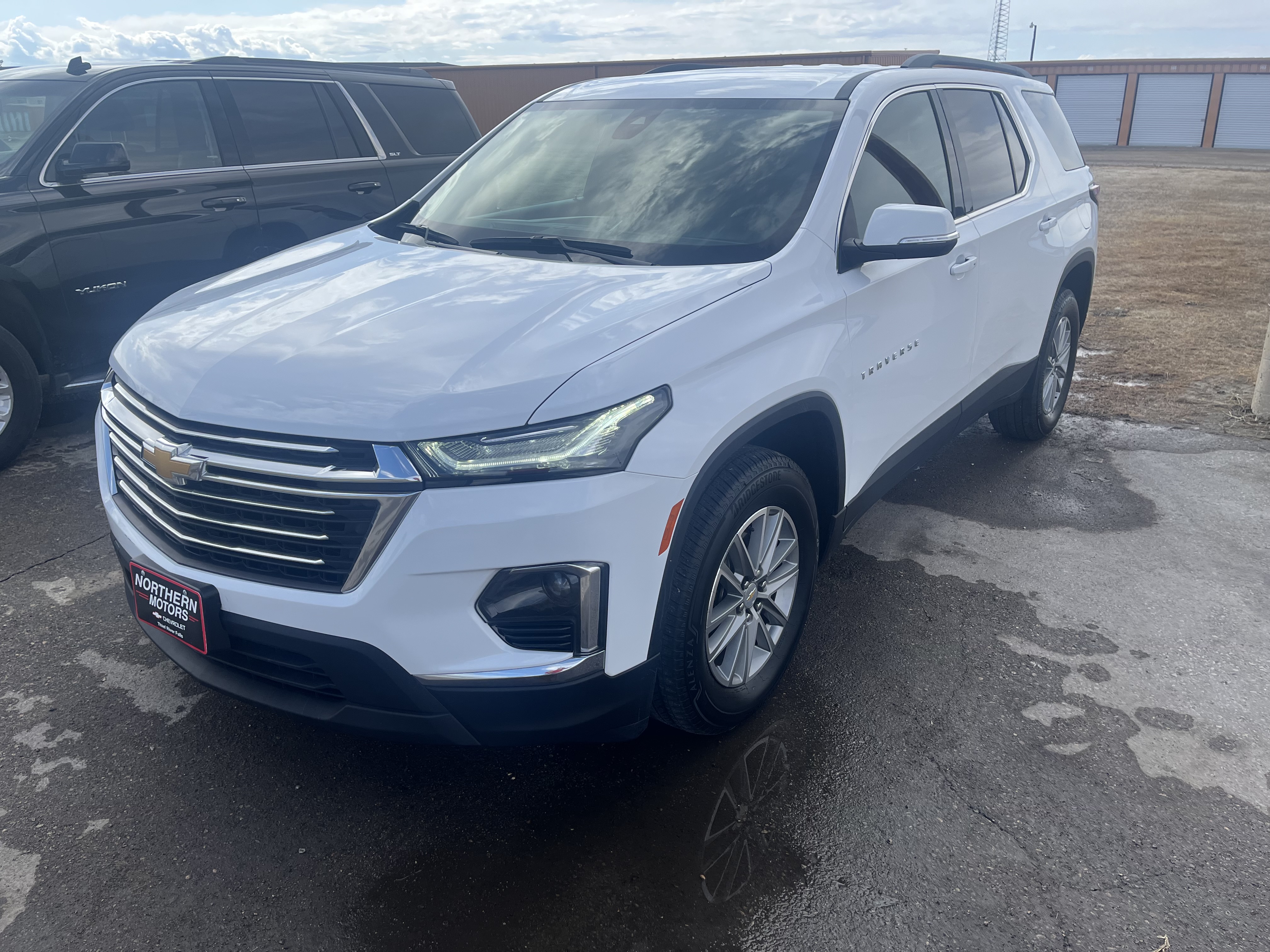 Used 2023 Chevrolet Traverse 1LT with VIN 1GNEVGKW3PJ197923 for sale in Thief River Falls, Minnesota
