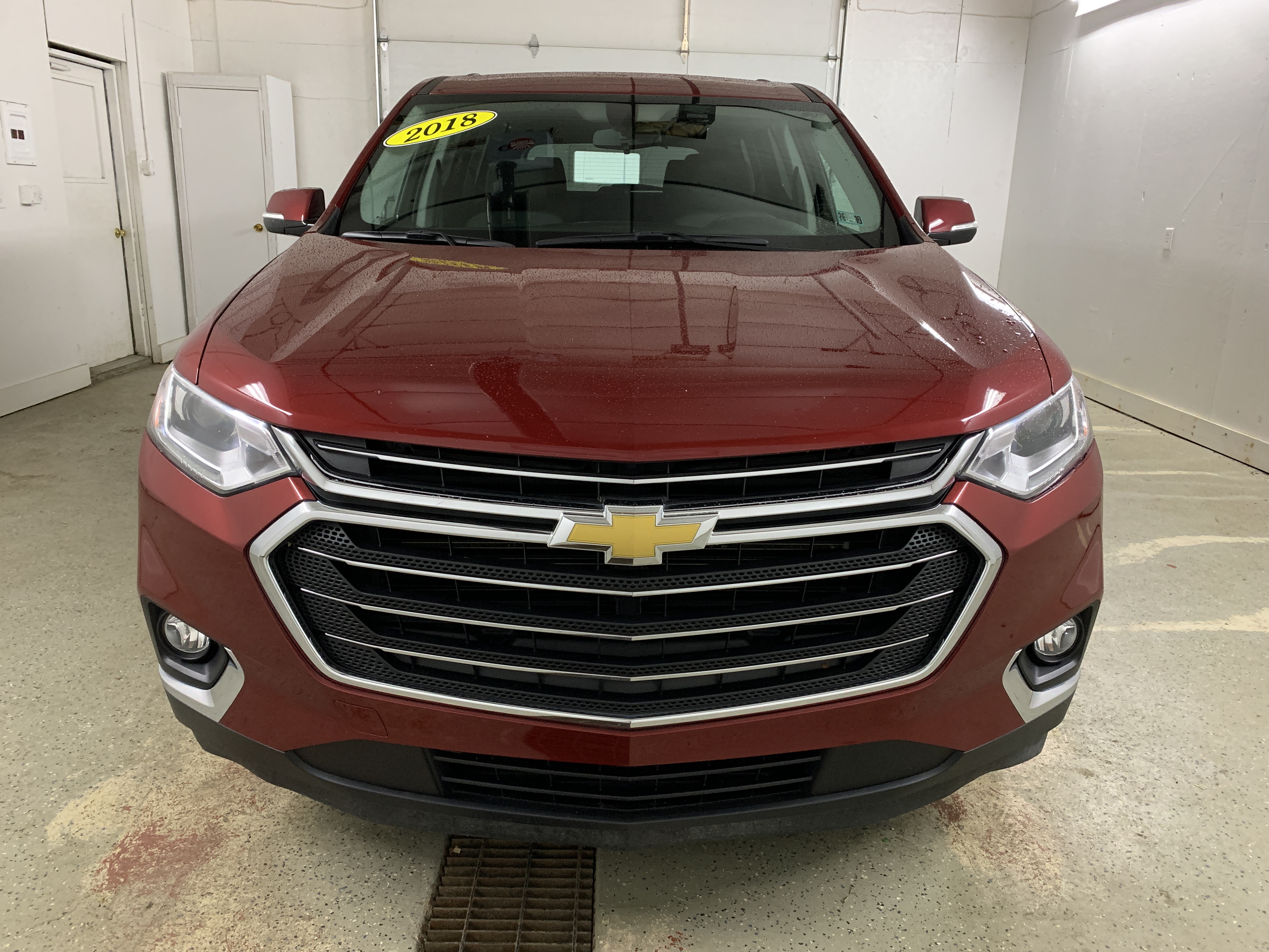 Used 2018 Chevrolet Traverse 1LT with VIN 1GNEVGKW4JJ130156 for sale in Warren, PA