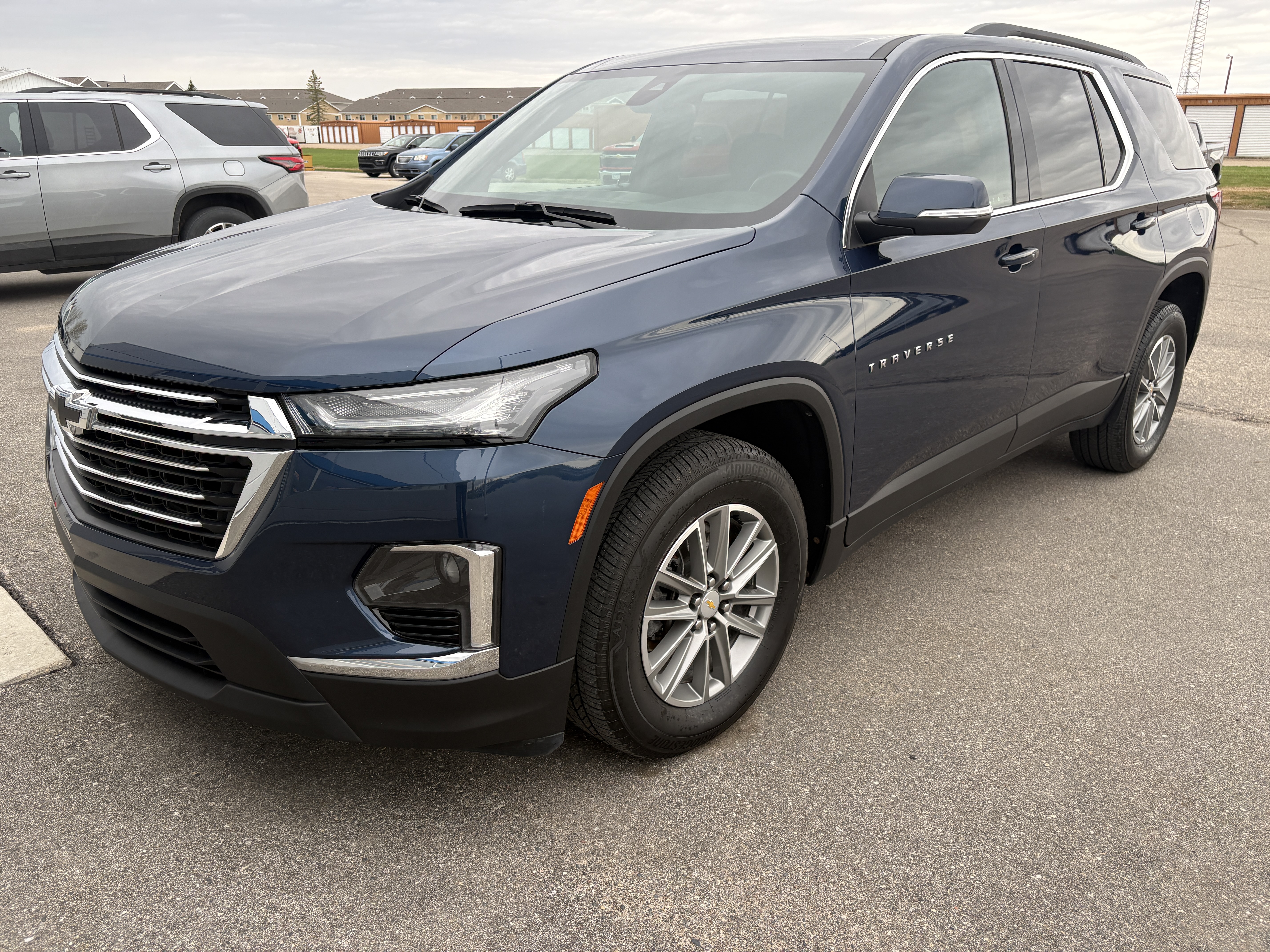 Used 2023 Chevrolet Traverse 1LT with VIN 1GNEVGKWXPJ232800 for sale in Thief River Falls, Minnesota