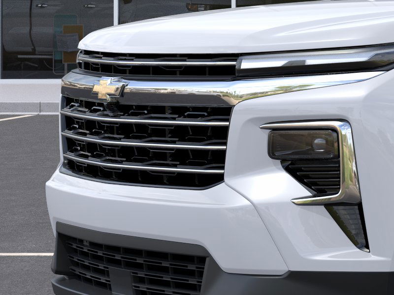 2025 Chevrolet Traverse photo 13