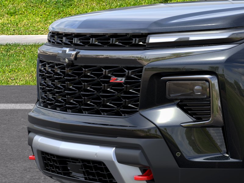 New 2026 Mosaic Black Metallic Chevrolet Z71 image 37