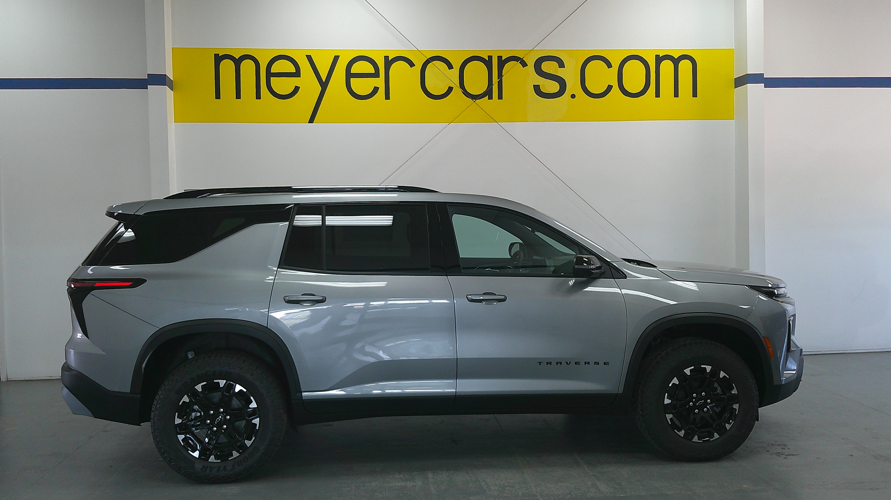 2027 Chevrolet Traverse Z71 - Photo 1