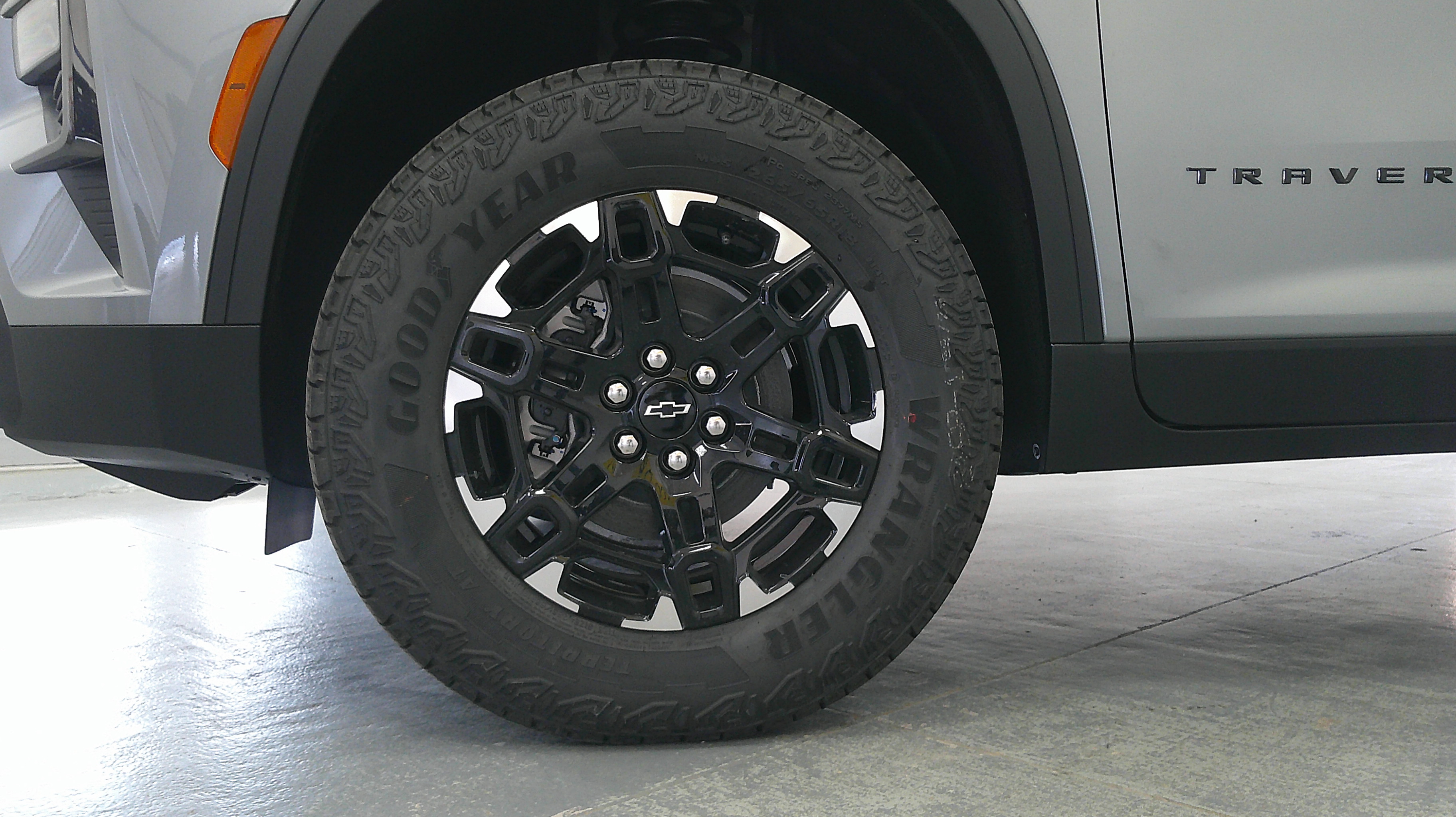 2027 Chevrolet Traverse Z71 - Photo 11