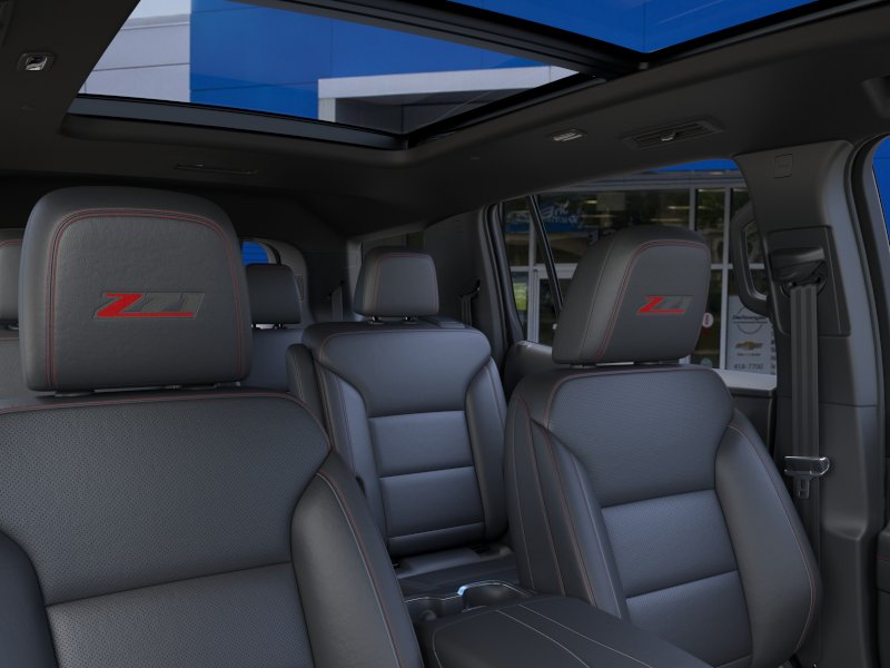 New 2026 Polar White Tricoat Chevrolet Z71 image 24