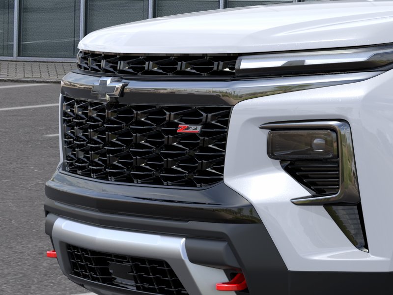 New 2026 Polar White Tricoat Chevrolet Z71 image 13