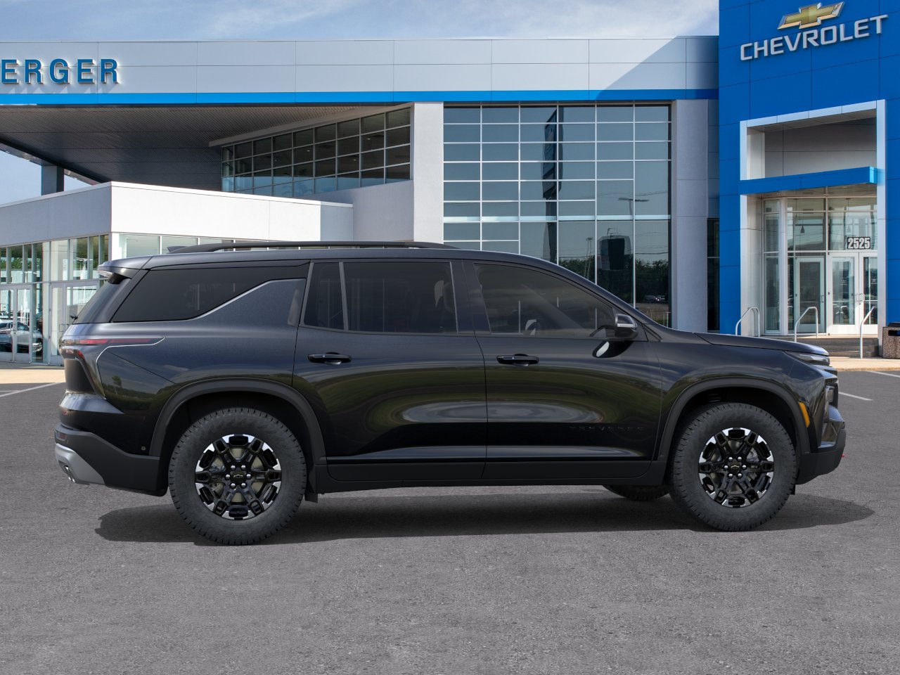 2027 Chevrolet Traverse Z71 - Photo 5