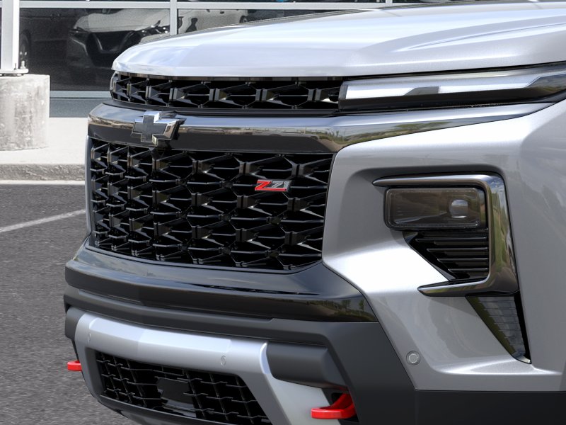 New 2027 Sterling Gray Metallic Chevrolet Z71 image 38