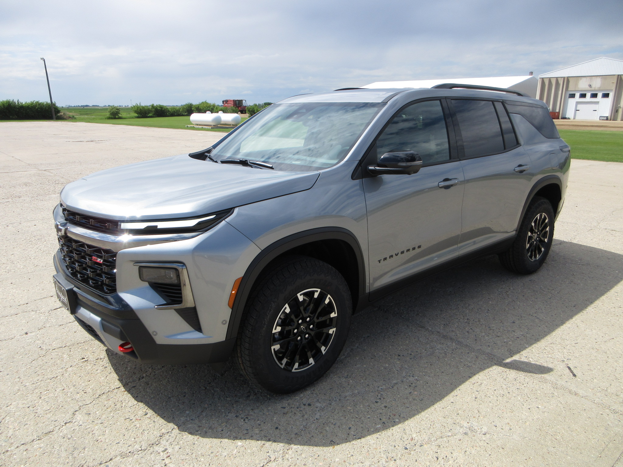 2026 Chevrolet Traverse Z71 - Photo 2