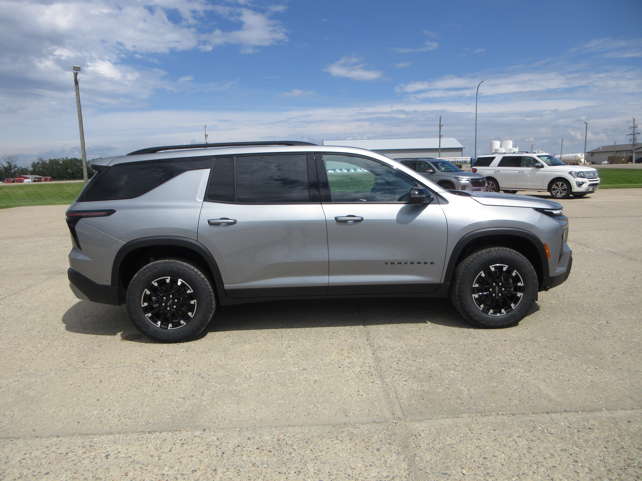 2026 Chevrolet Traverse Z71 - Photo 6