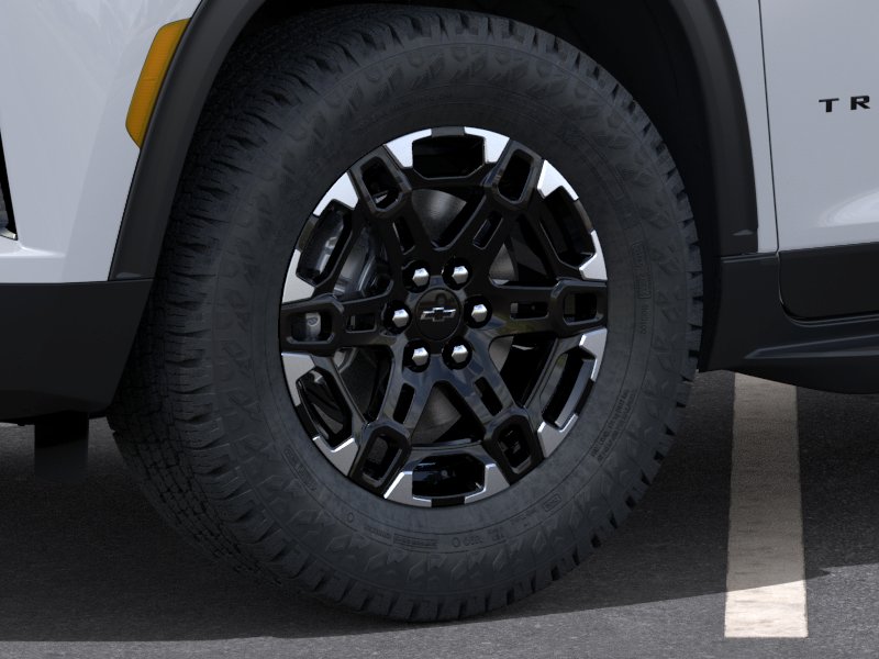 New 2027 Polar White Tricoat Chevrolet Z71 image 33