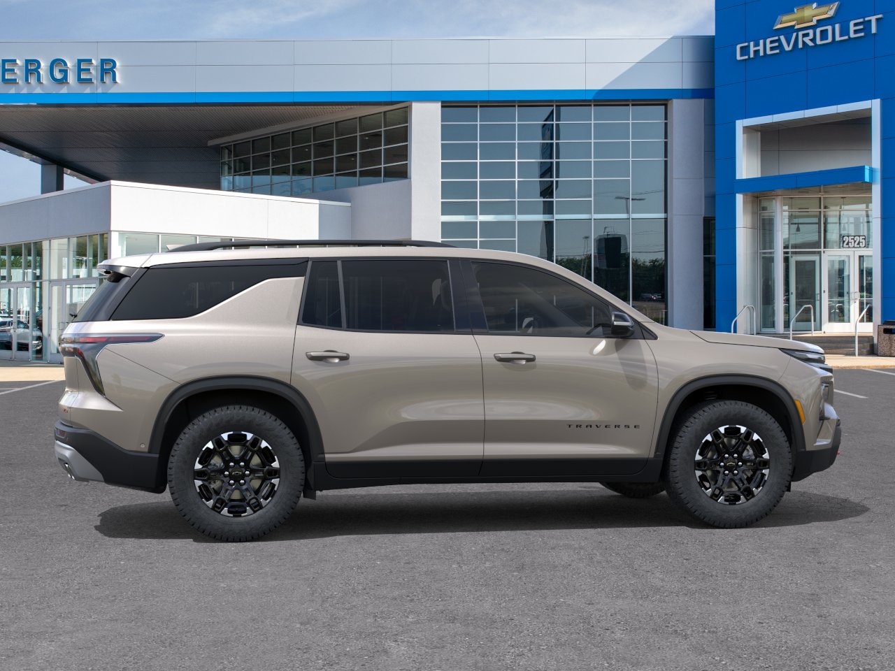 2027 Chevrolet Traverse Z71 - Photo 5