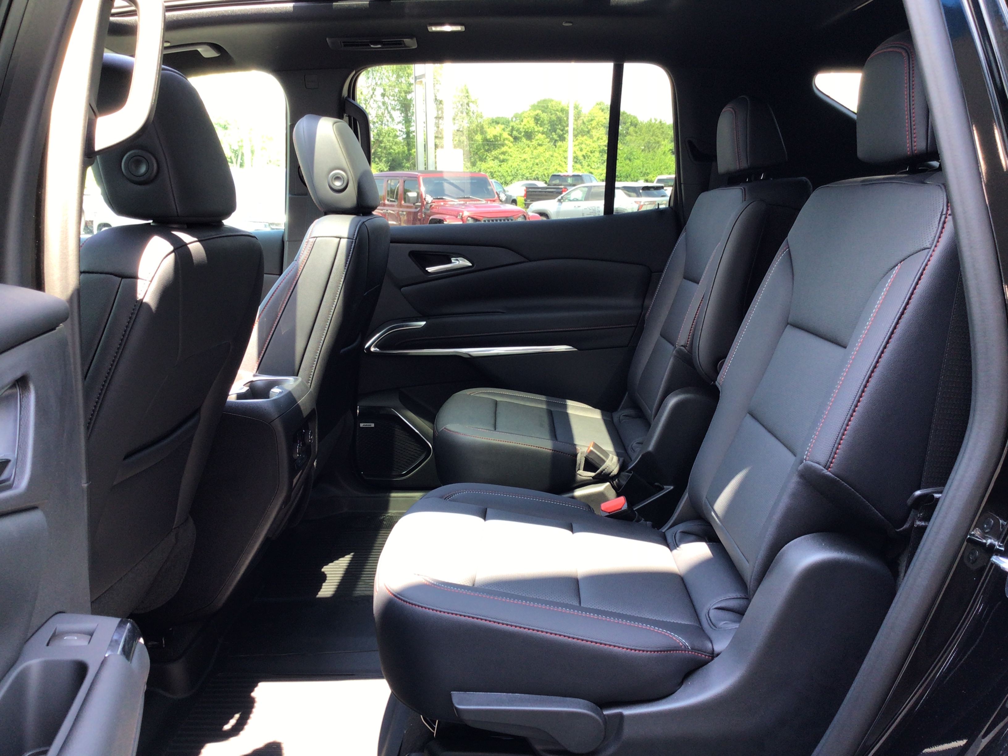 2026 Chevrolet Traverse Z71 - Photo 24