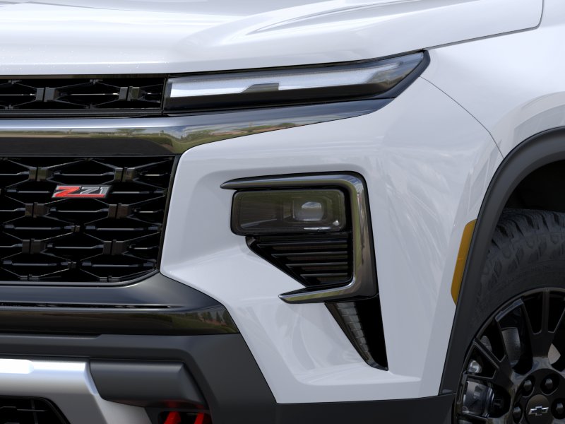 New 2027 Polar White Tricoat Chevrolet Z71 image 34