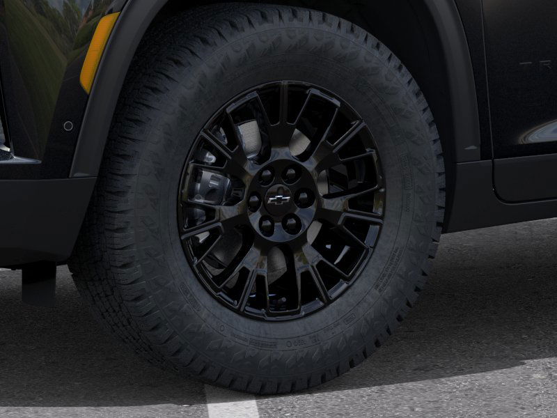New 2026 Mosaic Black Metallic Chevrolet Z71 image 36