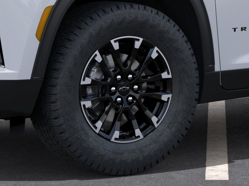New 2026 Polar White Tricoat Chevrolet Z71 image 42