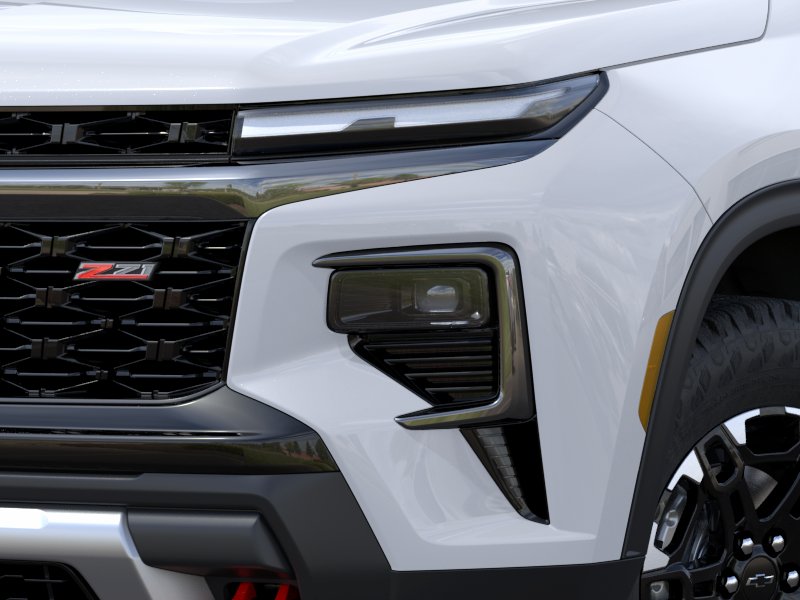 New 2027 Polar White Tricoat Chevrolet Z71 image 34