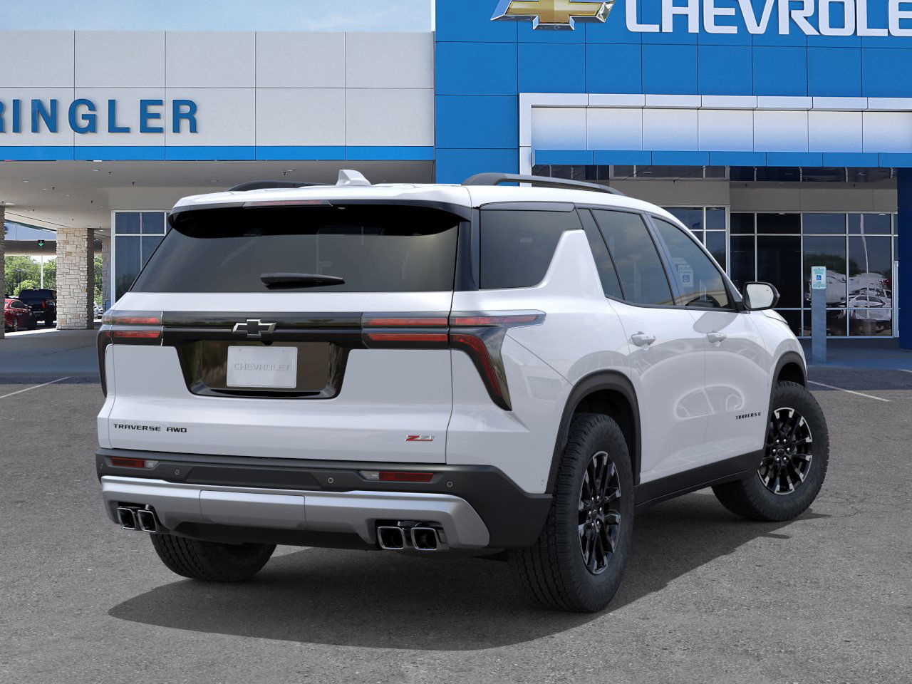 2026 Chevrolet Traverse Z71 photo 4