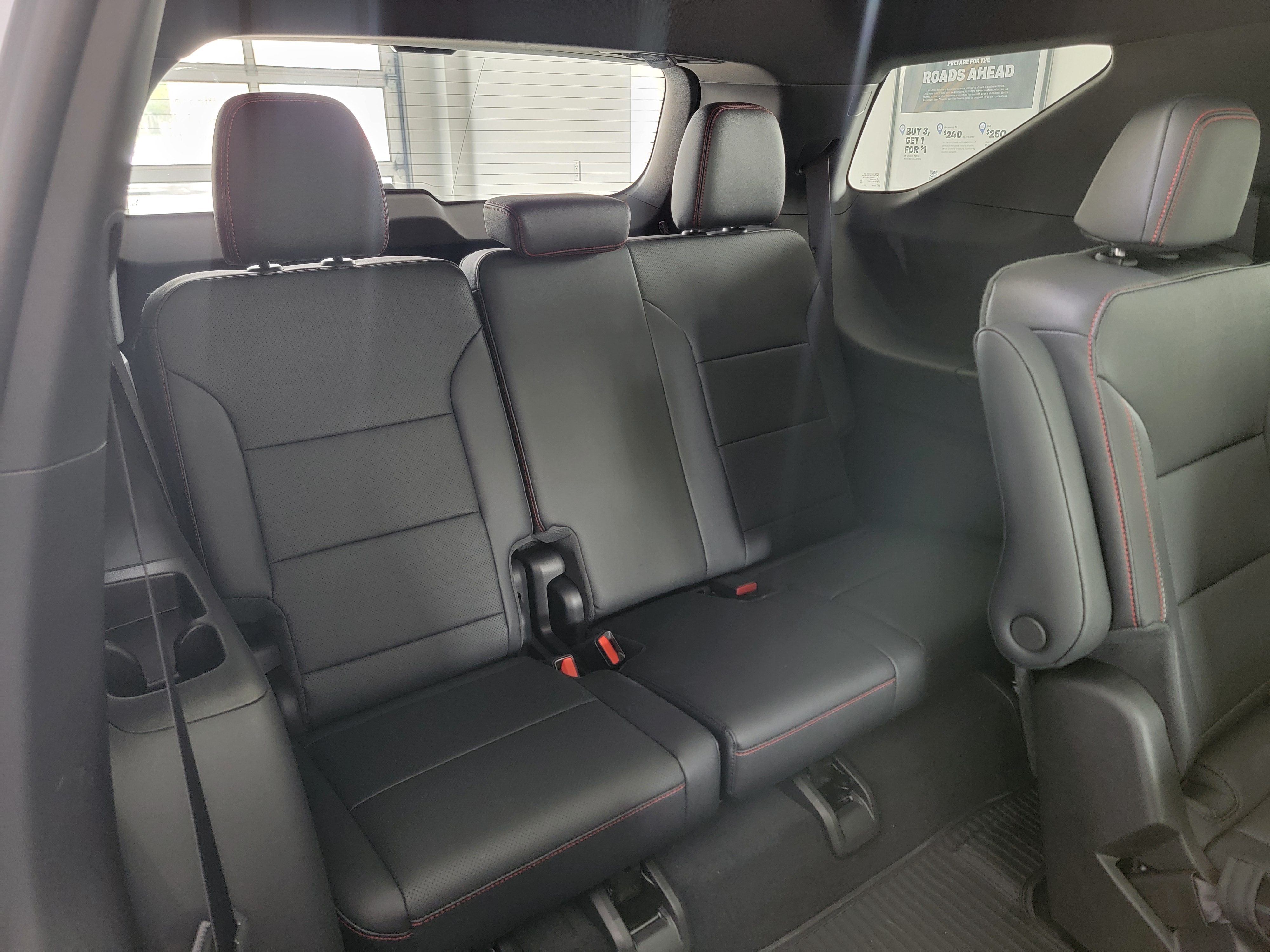 2026 Chevrolet Traverse Z71 - Photo 35