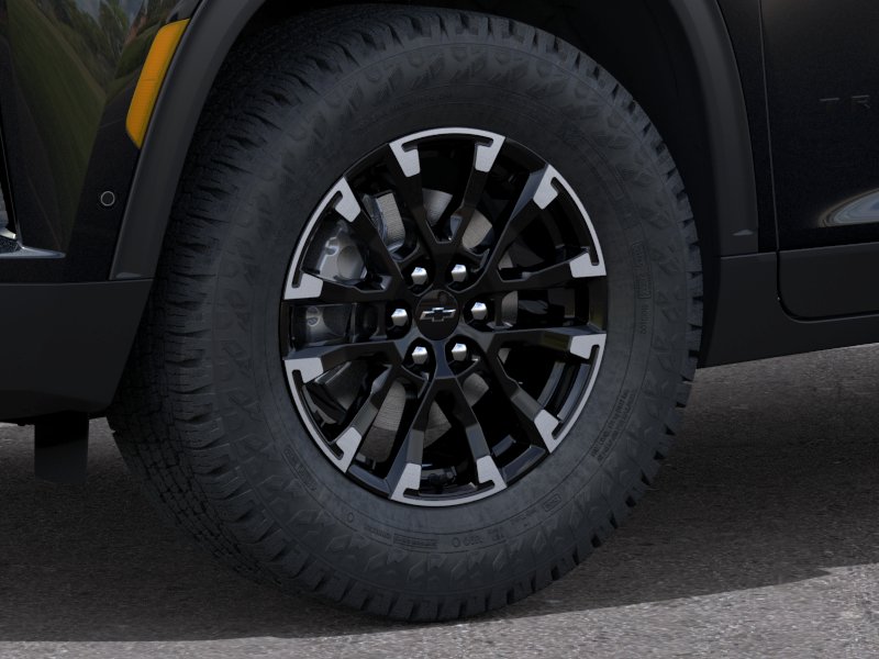 New 2026 Mosaic Black Metallic Chevrolet Z71 image 9