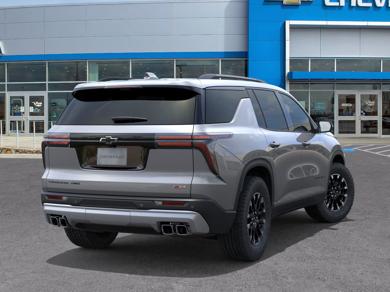2026 Chevrolet Traverse Z71 photo 4
