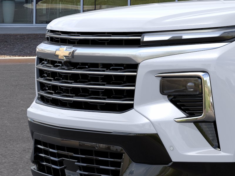 New 2026 Polar White Tricoat Chevrolet High Country image 13