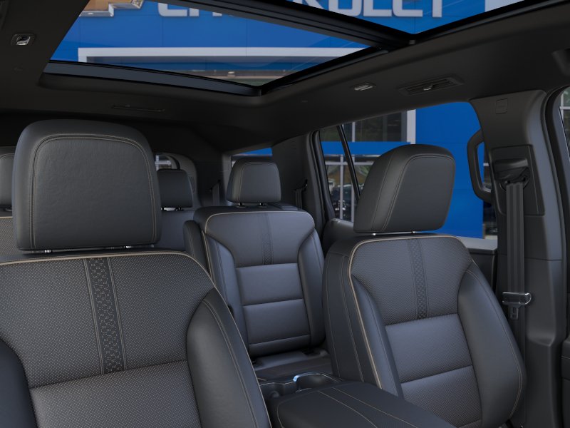 New 2026 Polar White Tricoat Chevrolet High Country image 24