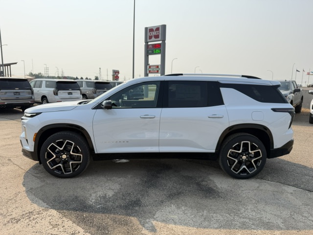 New 2026 Polar White Tricoat Chevrolet High Country image 4