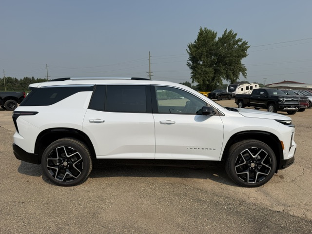 New 2026 Polar White Tricoat Chevrolet High Country image 3