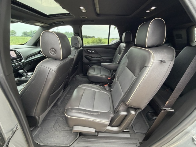 2023 Chevrolet Traverse Premier - Photo 17