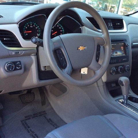 Pre-Owned 2013 Chevrolet Traverse LS