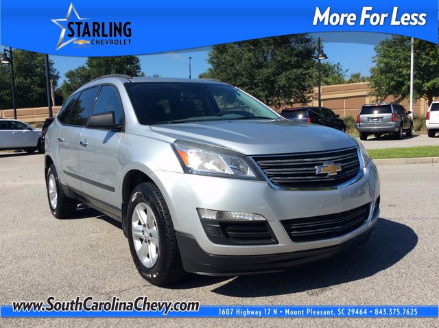 Pre-Owned 2013 Chevrolet Traverse LS FWD SUV