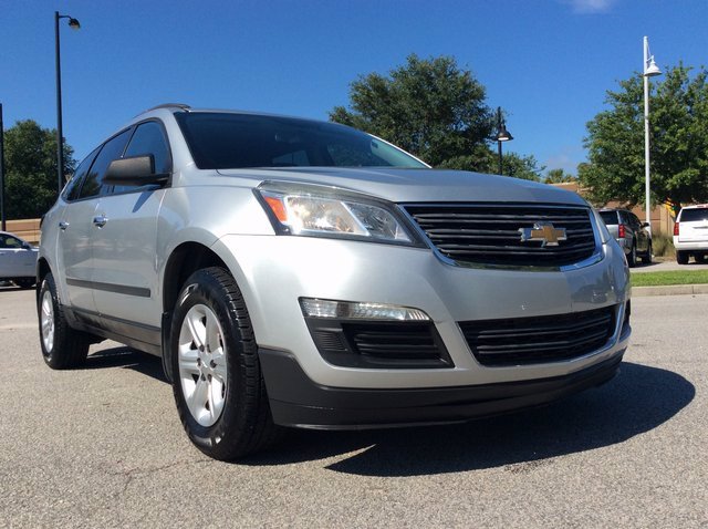 Pre-Owned 2013 Chevrolet Traverse LS