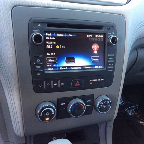 Pre-Owned 2013 Chevrolet Traverse LS