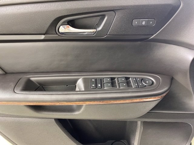 Pre-Owned 2013 Chevrolet Traverse LTZ
