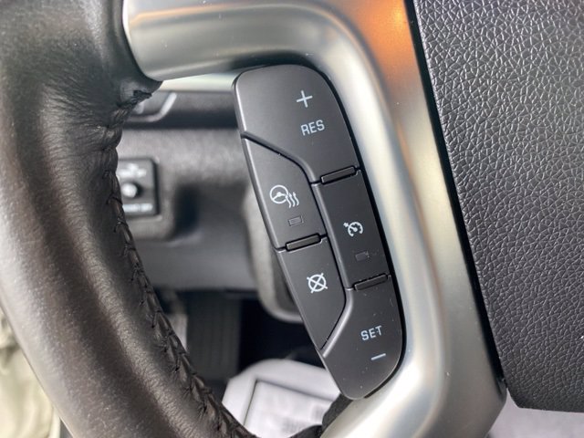 Pre-Owned 2013 Chevrolet Traverse LTZ