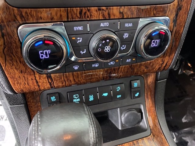 Pre-Owned 2013 Chevrolet Traverse LTZ
