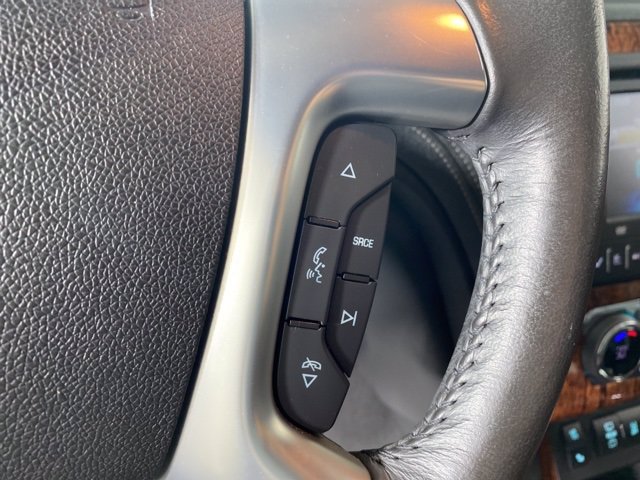 Pre-Owned 2013 Chevrolet Traverse LTZ